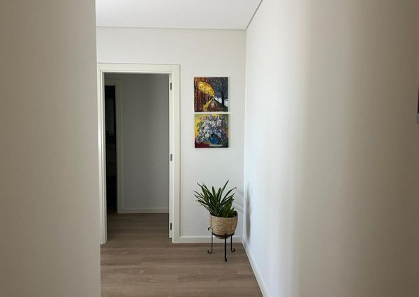 Apartamento T1 Novo com Vistas Panorâmicas - a 5 Minutos da Av. Dr. Lourenço Peixinho