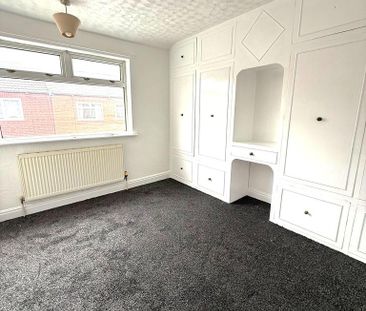 3 bedroom terraced house to rent - Photo 1