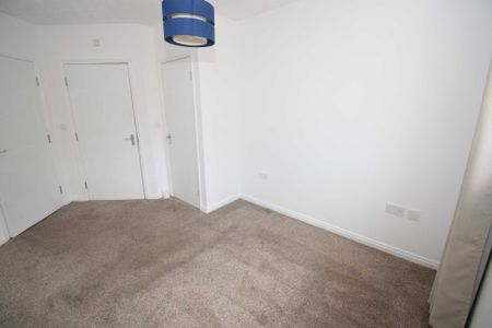 Rowan Court, Bebington - Photo 5