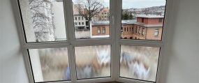 charmante 3-Zimmer-Wohnung mit Balkon und Einbauküche im Zentrum - Photo 1