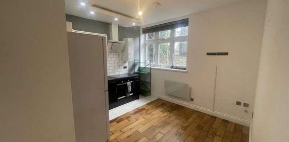 Mill House, Windmill Place, Southall, UB2 - Photo 2