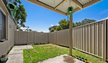 STUNNING & QUIET TOWNHOUSE IN THURGOONA - Photo 5