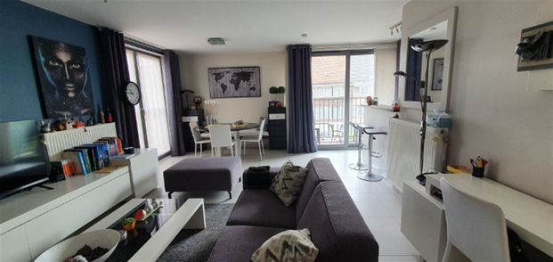 Modern appartement met terras - Photo 1