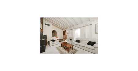 GREAT LOCATION GREAT FAMILY HOME - Photo 4