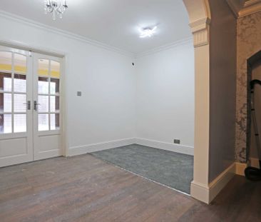Price £2,650 pcm - Available Now - Furnished - Photo 3