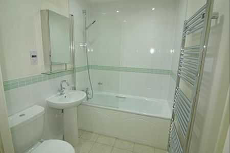 2 bedroom apartment to rent - Photo 5