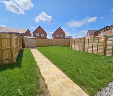 3 bedroom detached house to rent - Photo 3