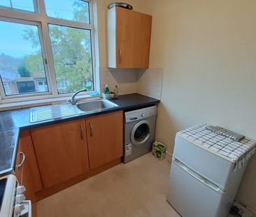 Room in a Shared House, Argyle Road, HA2 - Photo 5