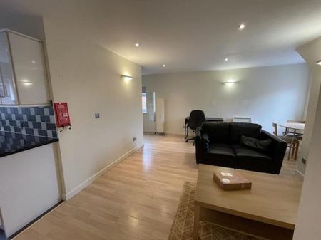 1 bedroom apartment to rent - Photo 2