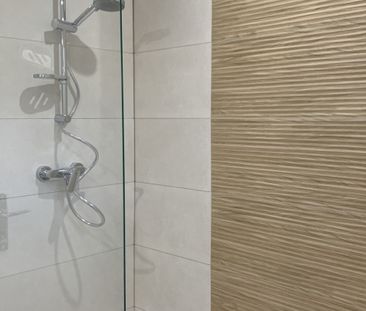 Aix en Provence - Résidence Le Daudet, studio de 25m2 entièr - Photo 2