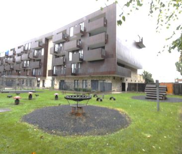 3 bedroom apartment to rent - Photo 4