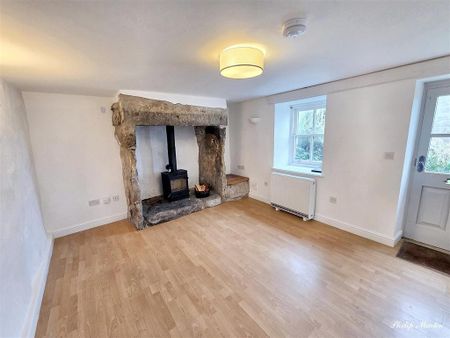 2 bedroom detached house to rent - Photo 3