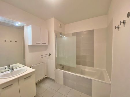 A LOUER - COUERON BOURG - Appartement 3 pièces RECENT de 66.02 m² - Photo 3