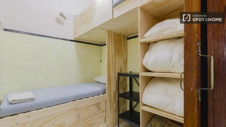 3 room luxury Apartment for rent in Valencia - Photo 4