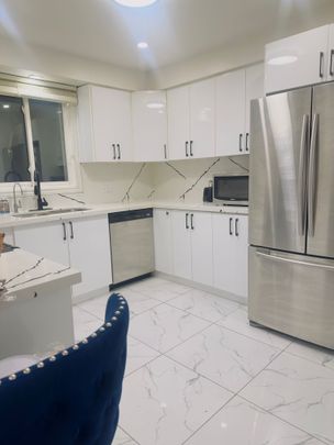 For Lease - 37 Juanita Drive Unit# Upper, Hamilton, Ontario - Photo 1