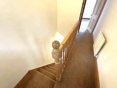 2 bedroom terraced house to rent - Photo 4