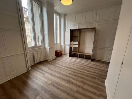 "LE BLOSSAC" - Location Appartement poitiers : 16.76 m2 - Photo 2