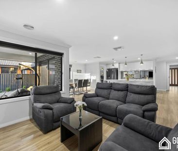 Stylish Four-Bedroom Home For Rent in Lucas - Photo 2