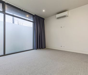 415 Napier Street, Fitzroy VIC 3065 - Photo 6