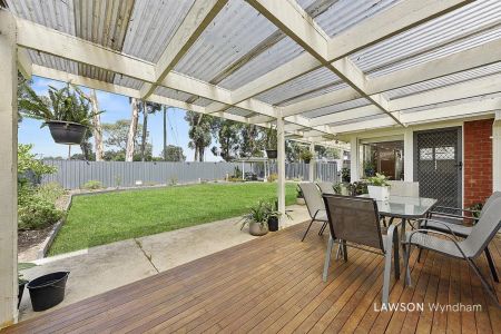 53 Flinders Crescent, Wyndham Vale. - Photo 4