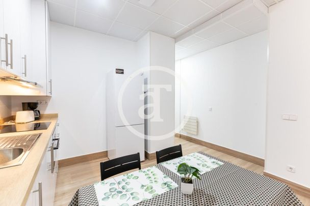 Estudio de alquiler en Calle de San Manuel, Aluche - Photo 1