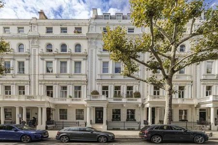 Queen's Gate, South Kensington, London, SW7 - Photo 2