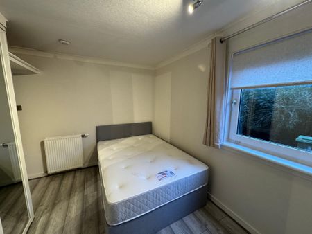 Dundrennan Road, Battlefield | £1,395 Monthly - Photo 5