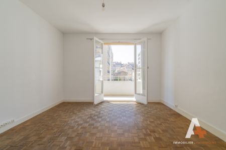 Location Appartement 3 pièces 72m² MARSEILLE 8ème - Photo 2
