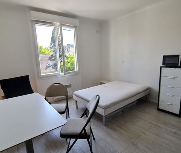 Location Appartement 1 pièce 17m² BURES SUR YVETTE 91440 - Photo 1