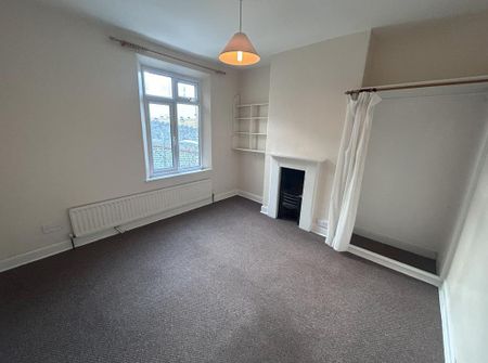 3 bedroom terraced house to rent - Photo 4