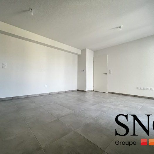 T3 AVEC BALCON ET UN PARKING COUVERT - Photo 1