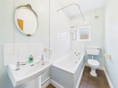 2 bedroom House to rent - Photo 5