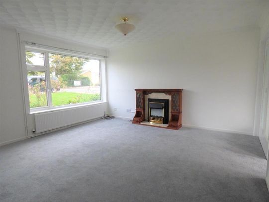 3 bedroom semi-detached house to rent - Photo 1