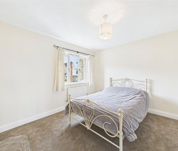 3 bedroom detached house to rent - Photo 5