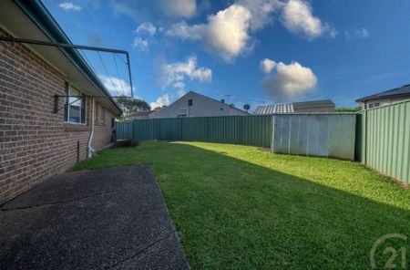 Lovely Home in Quiet Location! - Photo 2