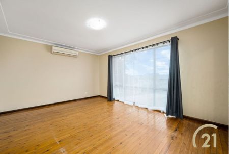 Well-Kept Family Home in a Convenient Location&excl; - Photo 2