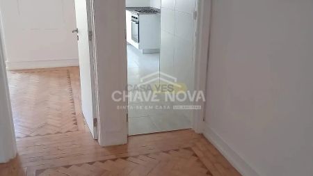 Apartment T2 in Arroios, Lisboa - Photo 2