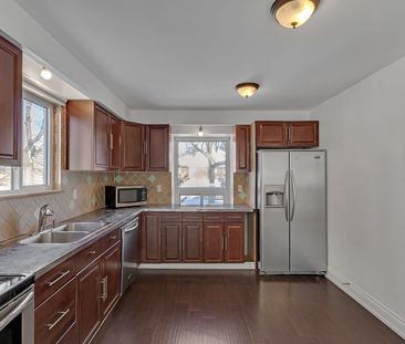 For Lease - 37 Banner Crescent, Ajax, Ontario - Photo 1