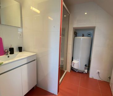 Location Appartement 3 pièces 47m² - Photo 6