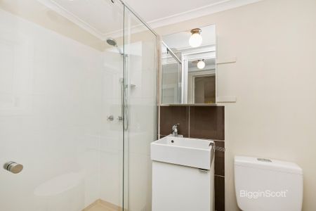 2 BEDROOM GEM IN GREAT LOCATION - Photo 4