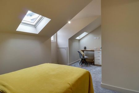 1 bedroom in a house share to rent - Photo 5