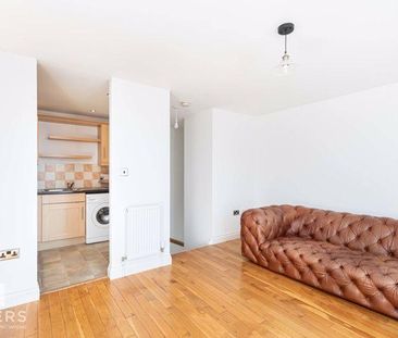 1 bedroom apartment to rent - Photo 2