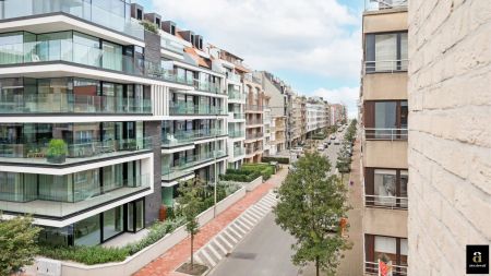 Instapklaar hoekappartement op enkele stappen van het centrum - Foto 2