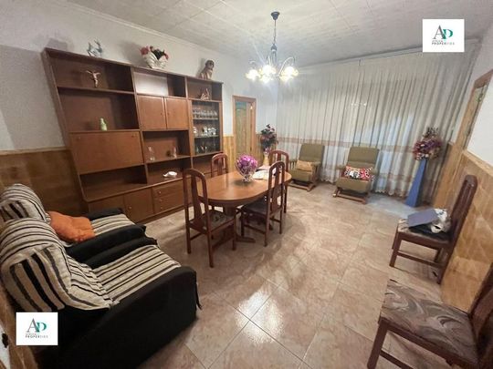 Alquiler de piso en Zona Pueblo - Photo 1