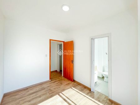 Apartamento com 1 quarto e 30m² para alugar em Centro Histórico, Porto Alegre. - Photo 2