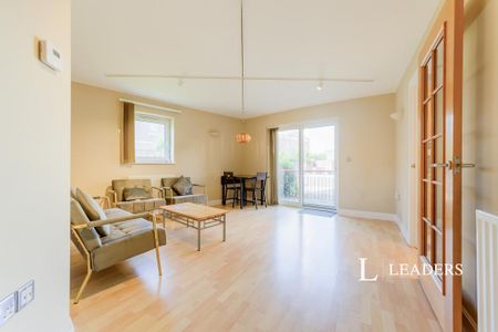 1 bedroom apartment to rent - Photo 2