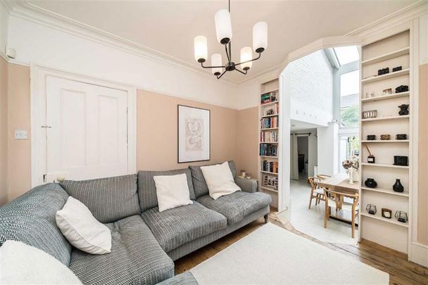 2 bedroom terraced house to rent - Photo 1