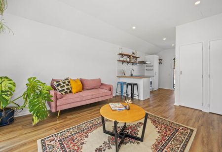 ALBANY - One Bedroom Apartment Opposite Pinehurst School! - Photo 5