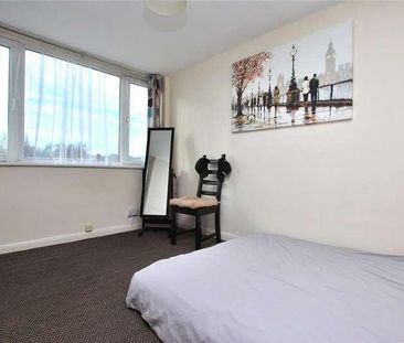 Frimley High Street, Frimley, Camberley, Surrey, GU16 - Photo 3