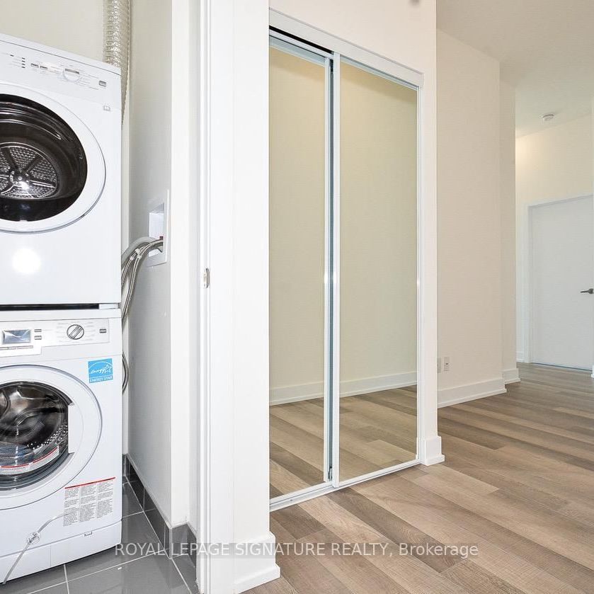 Liv Lofts , #1405 - Photo 1